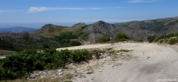 Dirt road to Travanca