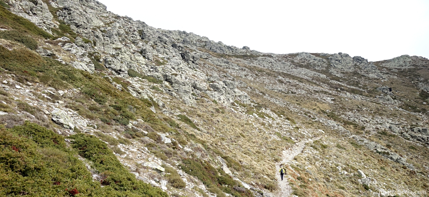 Trail to Arcu Gennargentu