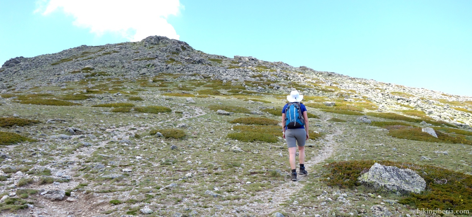 Ascent to the Cabeza de Hierro Menor