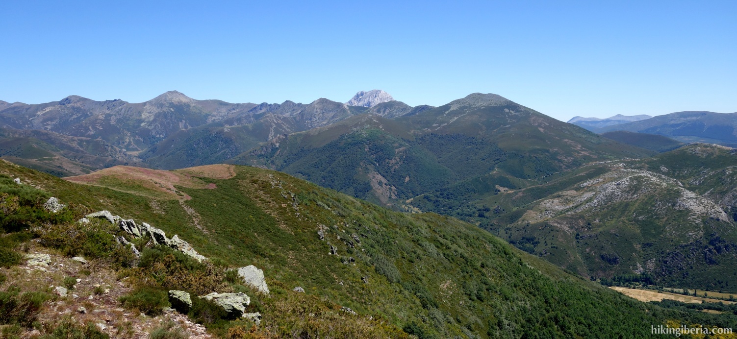 View from the Alto de los Cotorros
